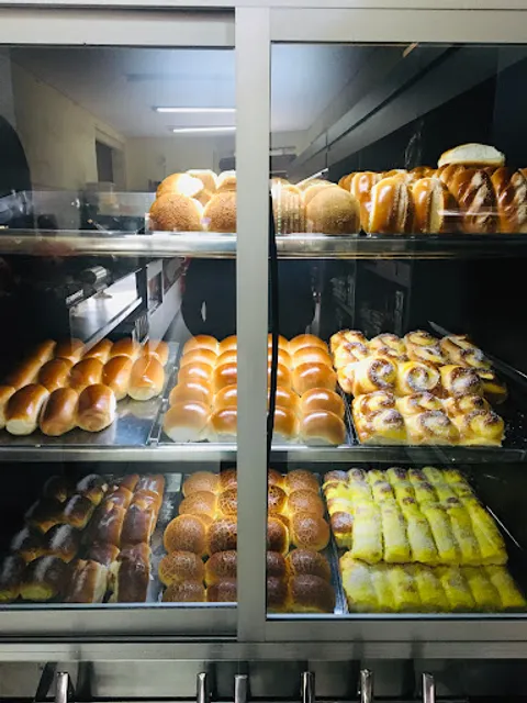 Padaria Mega Pães - Padaria e confeitaria