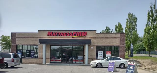 Mattress Firm Commack