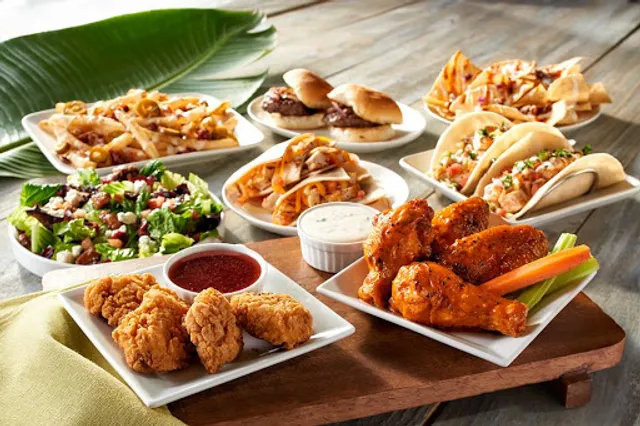 Hurricane Grill & Wings-CR210