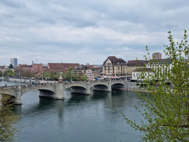 Mittlere Brücke