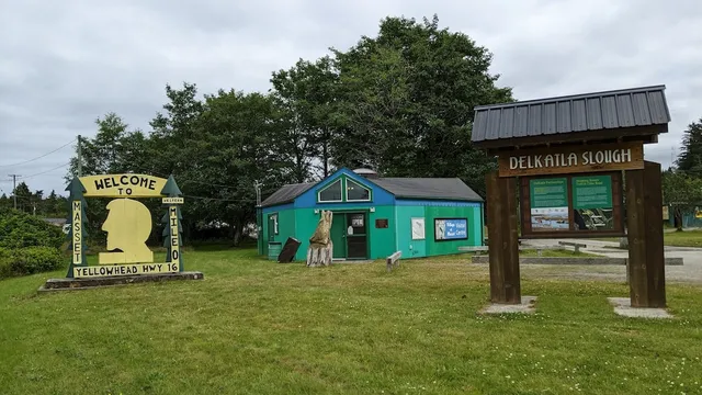 Singing Surf Inn & Pub