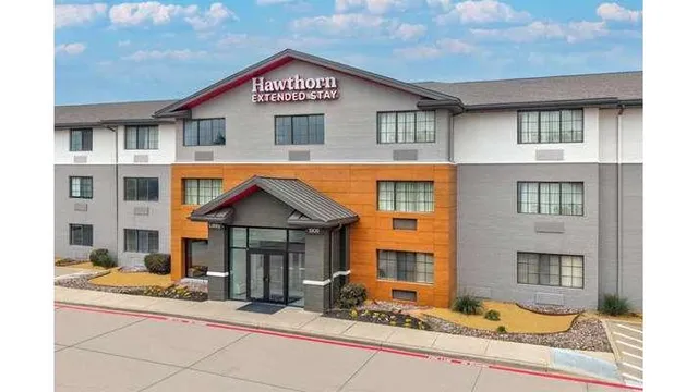 Hawthorn Extended Stay by Wyndham Bedford / Dallas