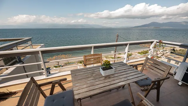 Seacoast Apartments Kamena Vourla - Ενοικιαζόμενα Διαμερίσματα στα Καμένα Βούρλα