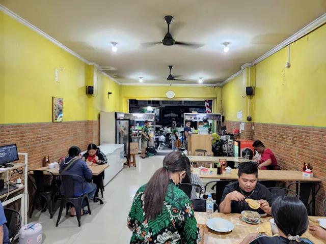 Bakso Solo samrat Cabang Paal 2