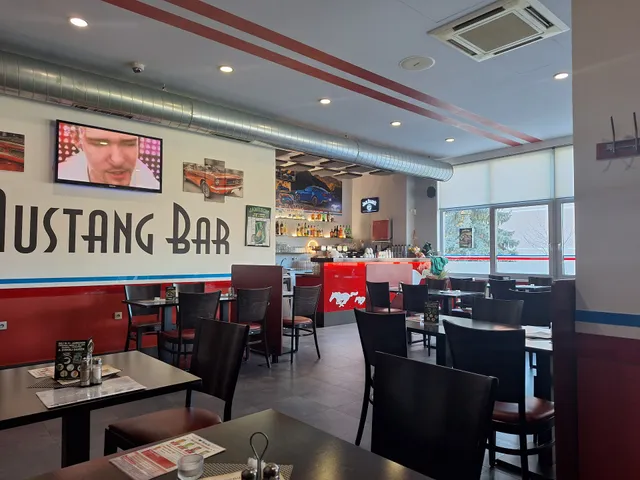 Mustang Bar Restaurant
