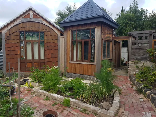 Hideaway Bed & Breakfast