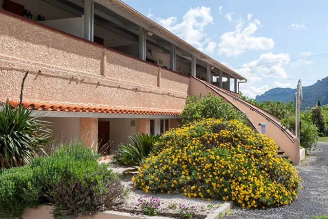 Hotel Restaurant Mas Le Chatelet