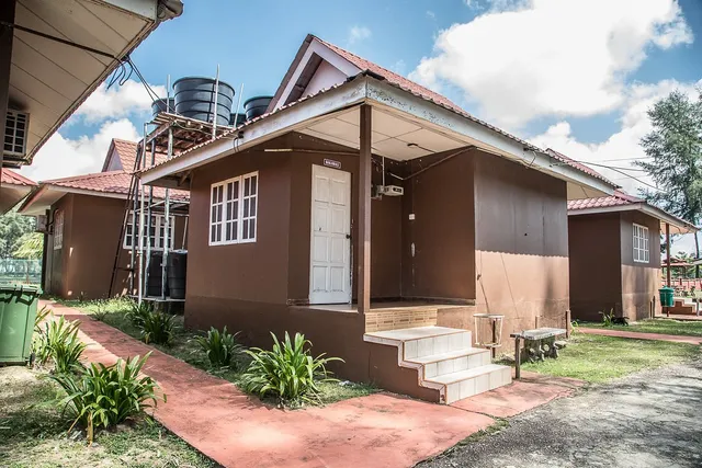 Chalet Pantai Sri Tujuh Resort