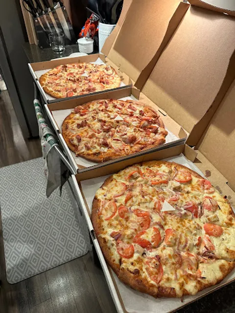 Santa Lucia Pizza Saskatoon West