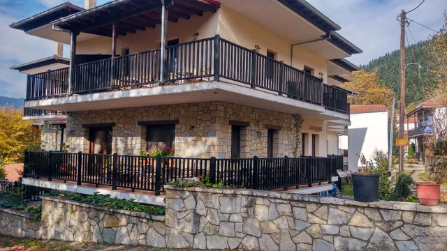 Hotel Kokkinos Vrachos