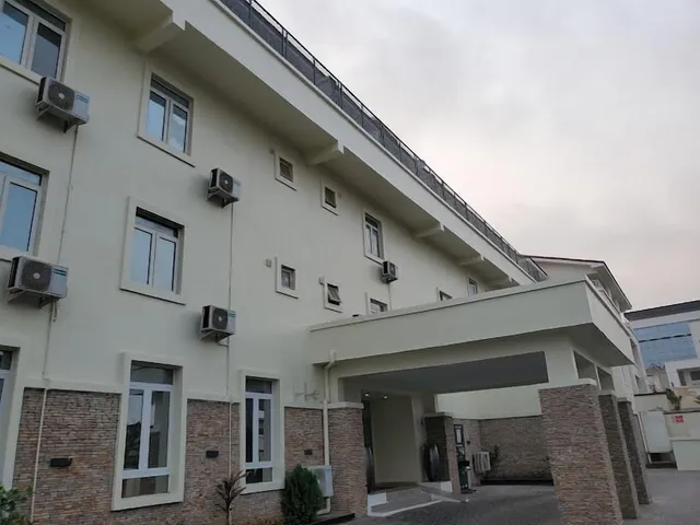 Odogwu Apartments