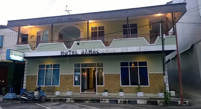 Hotel Bahagia