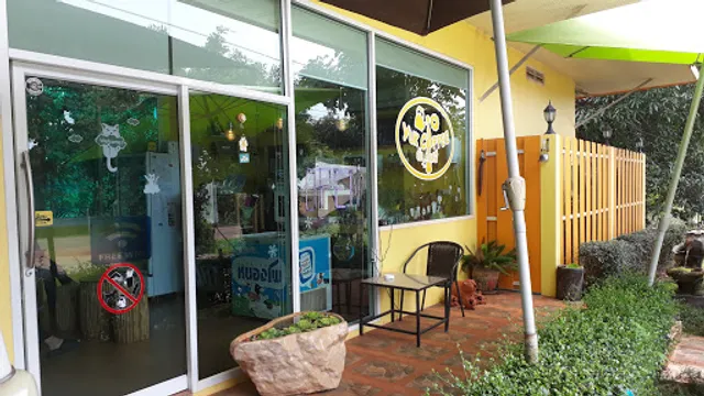 YUK COFFEE (ยัค คอฟฟี่)