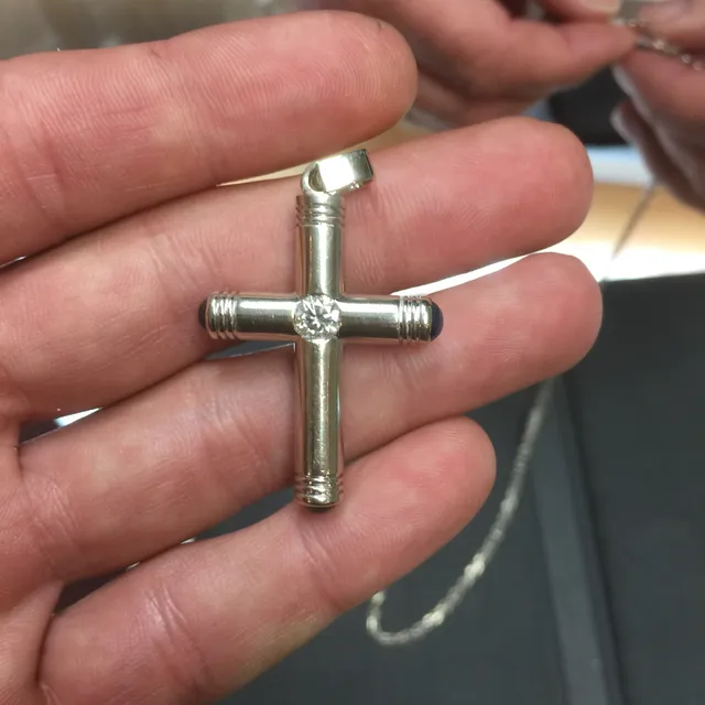 GOLDSMITH and PRIVE FINE JEWELRY