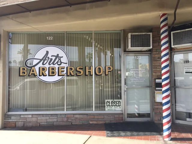 Art's Barbershop