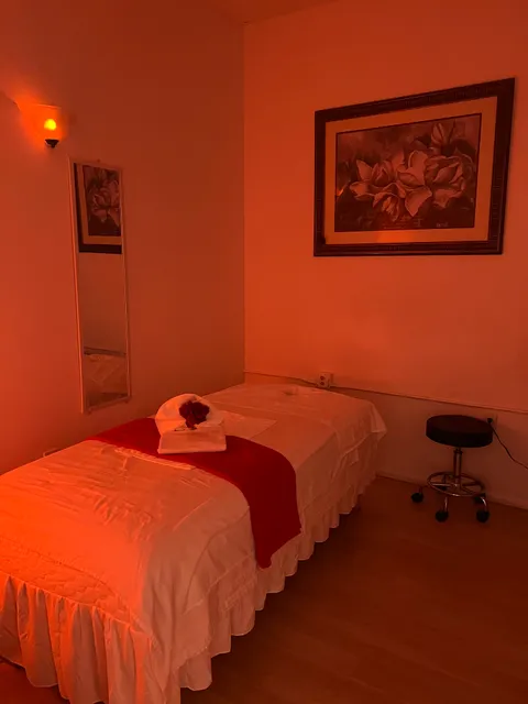 AAA massage spa