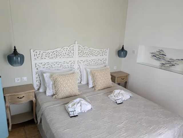 Calliope’s by the sea boutique suites