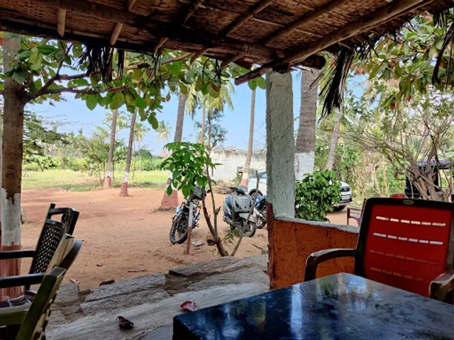 TAMARIND TREE Restaurant