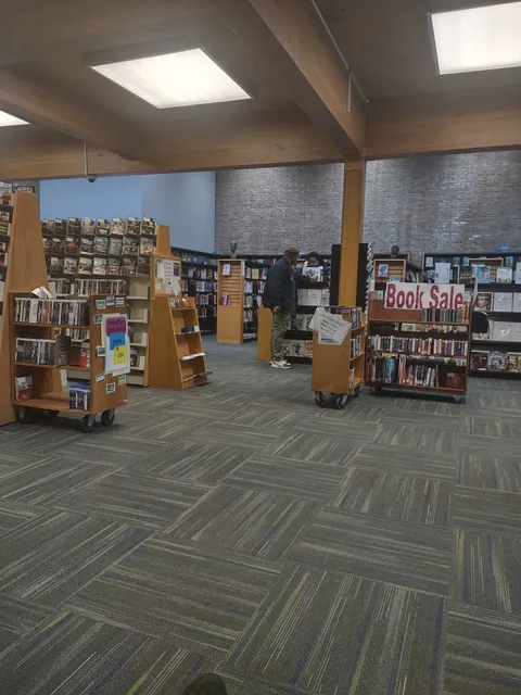 Cleveland Public Library - Harvard-Lee Branch