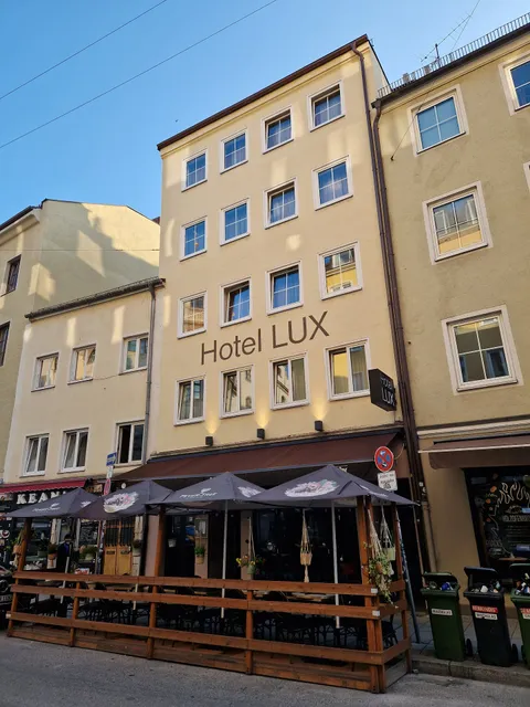 Hotel Lux