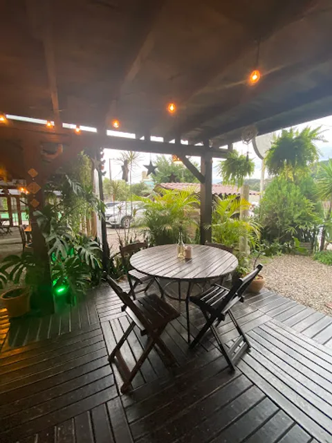 Coffee with bread Maria João