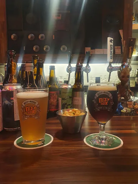 BoomBox Beer & Music