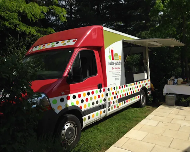 Cantine qui trottine