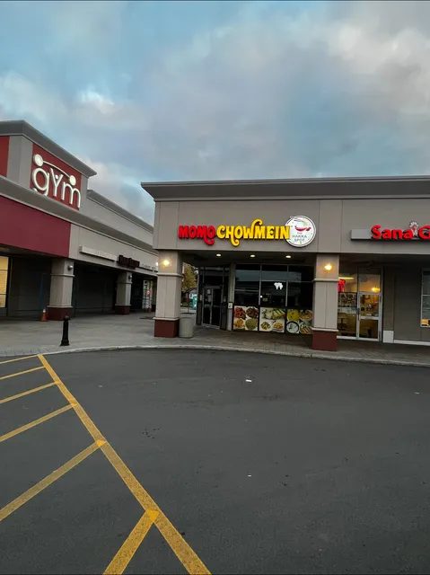 Momo Chowmein - The Hakka Spot