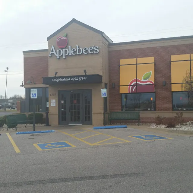 Applebee's Grill + Bar