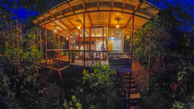 Amazon Puyu Glamping