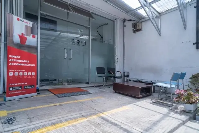 RedDoorz Plus @ Batutulis Bogor
