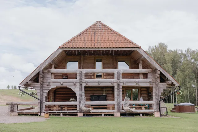 Viesu Nams Kalna Raskumi