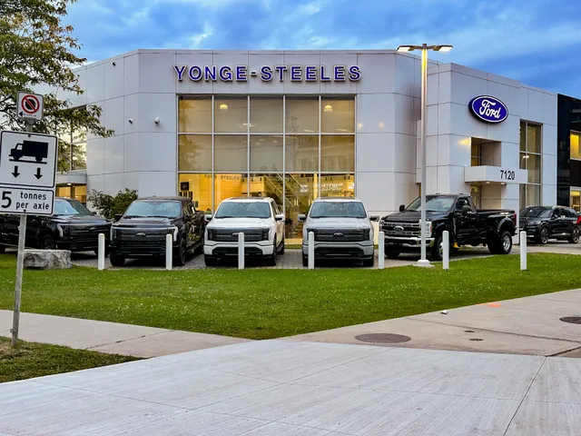 Yonge Steeles Ford Lincoln