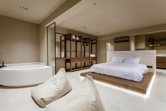 Sevasti Seaview Suite