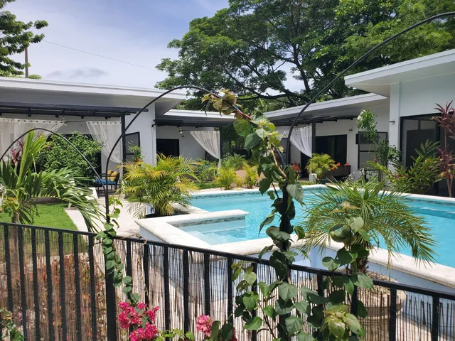 Coconut Life Cabinas