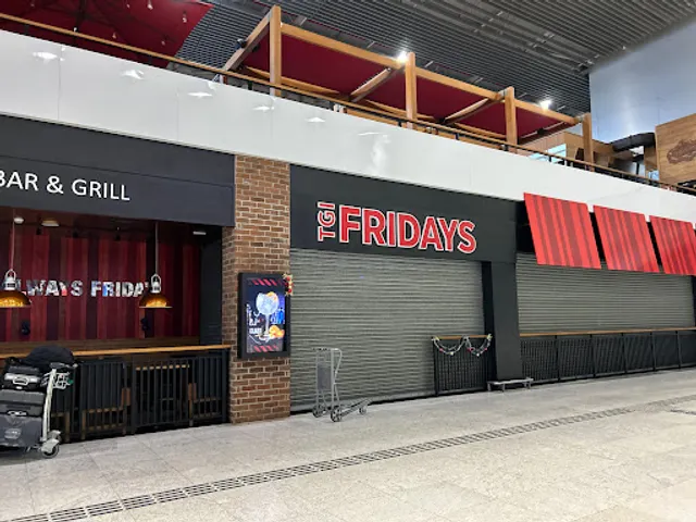 TGI Fridays Terminal 3: Sports Bar, Drinks, Hambúrguer, Happy Hour, Guarulhos SP
