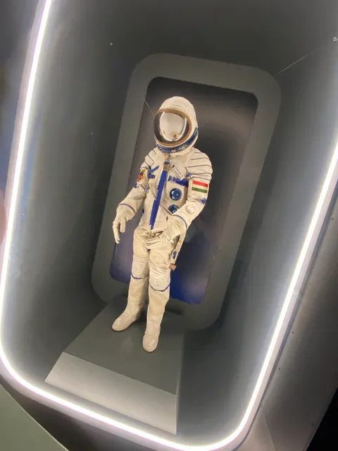 Millenáris G épület (Fogadó)