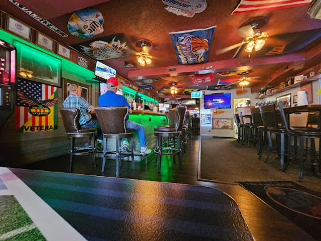 Ross's 20th St Bar & Grill