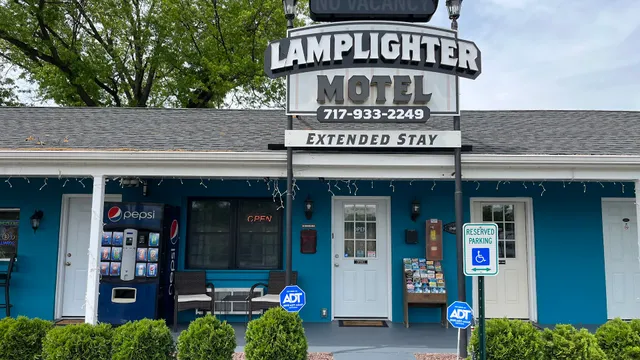 Lamp Lighter Motel Extended Stay