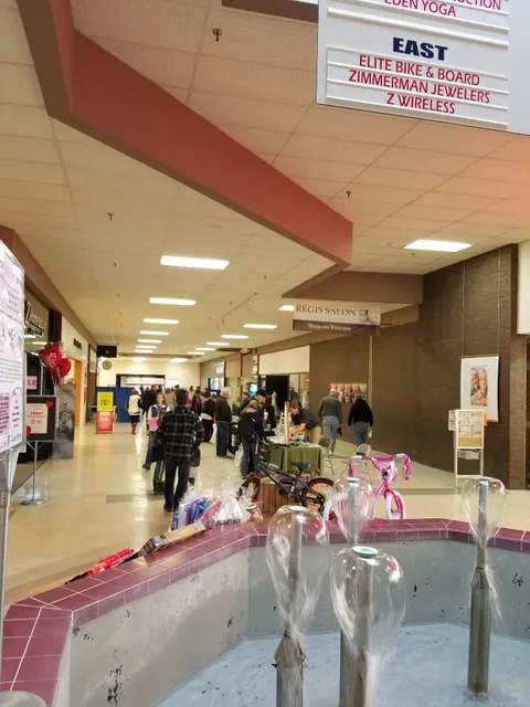 Cedar Mall At Rice Lake