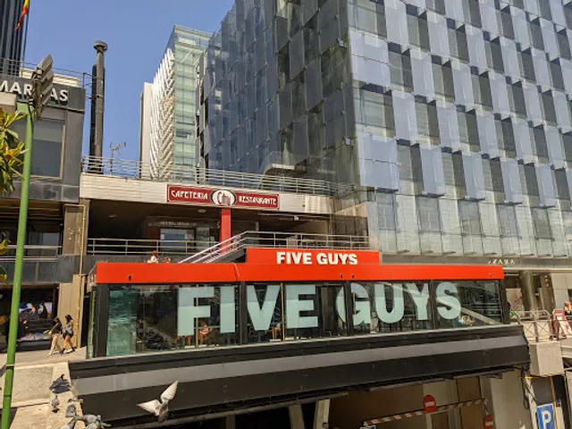Five Guys Burgers and Fries Castellana Azca