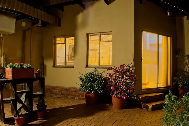 Rest-A-While Guest House Pretoria