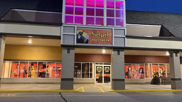 Spirit Halloween