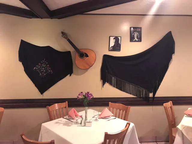 Tio Pepe Restaurant & Bar