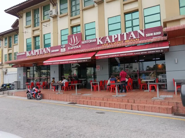Restoran Kapitan • Queesnsbay