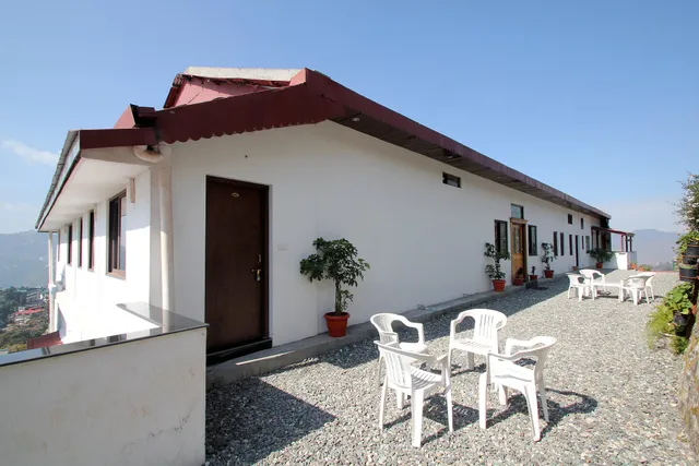 Hotel Himalayan Club