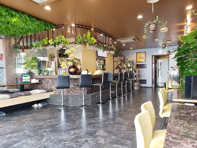 Lers Ros Thai Restaurant