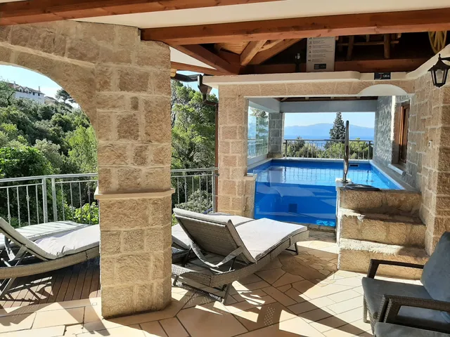 Živogošće - lux. Villa Strnj