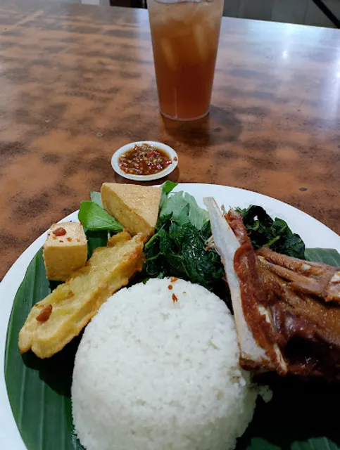 Bebek Goreng H Slamet (Kedungsari)