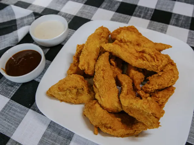 1st & Tenders SF Central